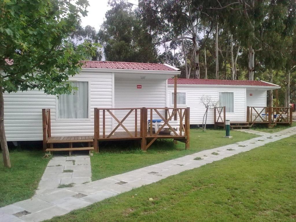 Parque De Campismo Orbitur Evora Hotel Eksteriør billede